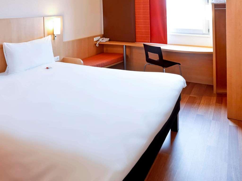 ไอบิส ลียง เอสต์ ชาปงแน Hotel ชาปอนเนย์ ห้อง รูปภาพ